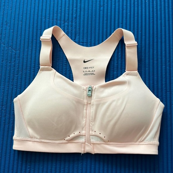 Nike Alpha Bra size S